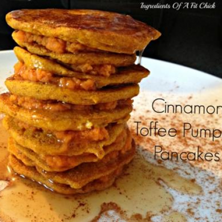 Cinnamon Toffee Pumpkin Pancakes