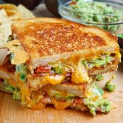 Bacon Guacamole Grilled Cheese Sandwich on Closet Cooking