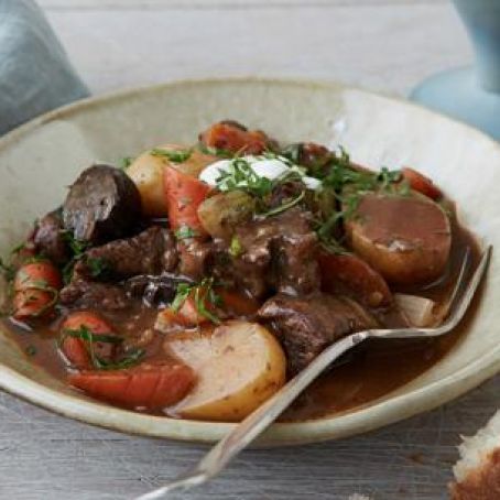 SLOW COOKER BEEF STEW