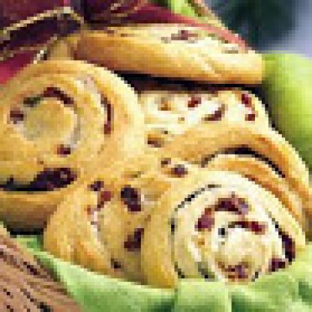 Basil and Havarti Cheese Pinwheels