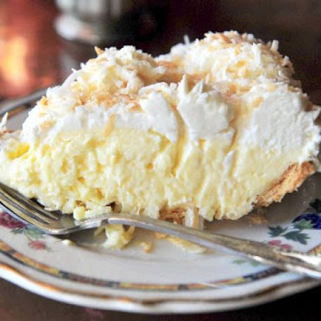 Old-Fashioned Coconut Cream Pie