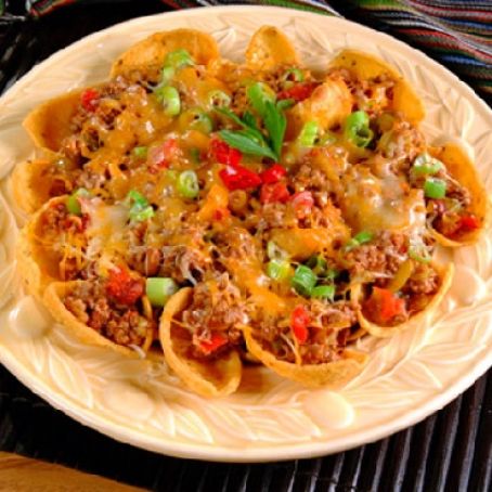 Beef and Salsa Topped Corn Chips