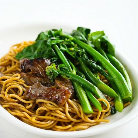 Chinese Broccoli Beef Noodle Stir Fry