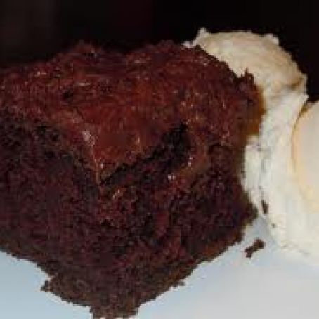 CHOCOLATE MAYONNAISE CAKE AND ICING