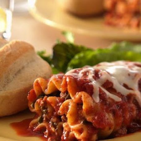 Beef and Spinach Lasagna Roll-Ups
