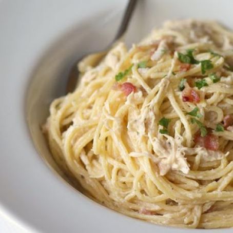 Slow Cooker Bacon-Ranch Chicken and Pasta