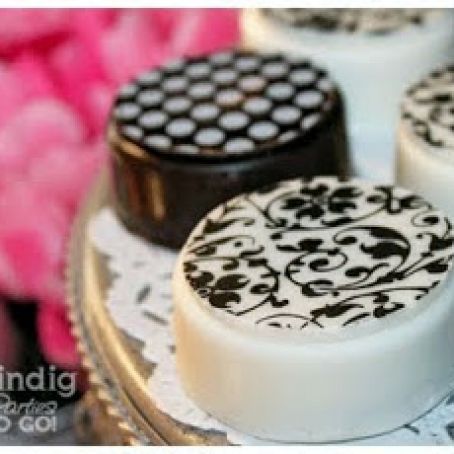 Chocolate Covered Oreos