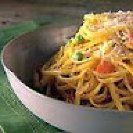 Pasta with Tomato and Peas