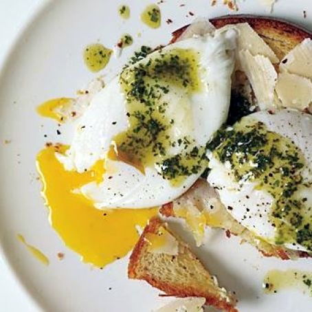POACHED EGGS w/PARMESAN & PESTO