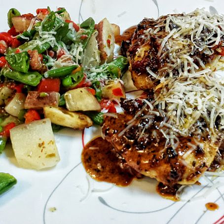 Chicken w/ Sun-Dried Tomato Creme Sauce