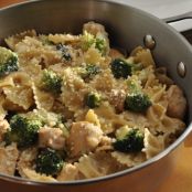 Creamy Chicken, Broccoli and Pasta Skillet