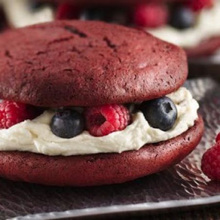 Red Velvet Whoopie Pies