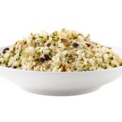 Quinoa With Garlic, Pine Nuts and Raisins