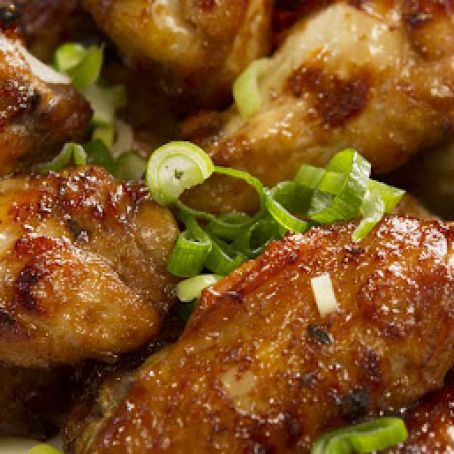 HONEY AND SOY STICKY CHICKEN WINGS
