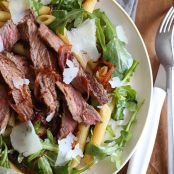 Steak & Caramelized Onions with Arugula and Quinoa Penne | Skinnytaste