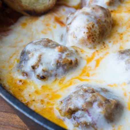 Cheesy Skillet Meatballs with Garlic Toast