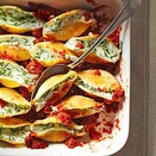 Low Calorie Spinach & Ricotta Stuffed Shells