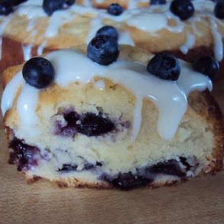 Blueberries and Cream Cake