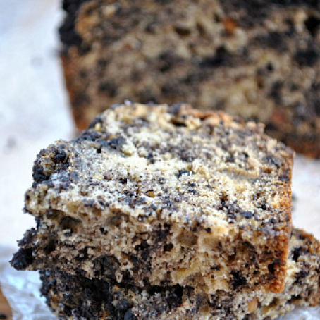 Peanut Butter Oreo Banana Bread