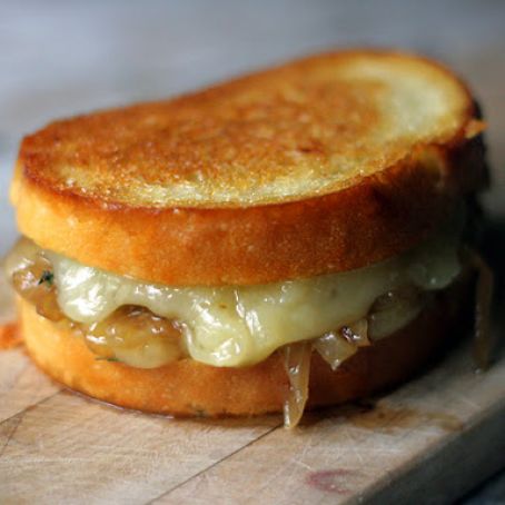French Onion Soup Grilled Cheese Sandwhich