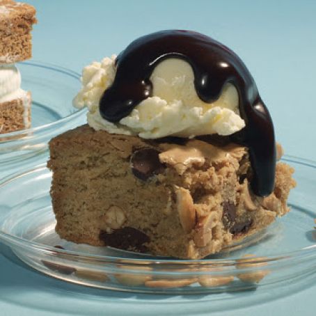 Chocolate Chip and Peanut Blondies