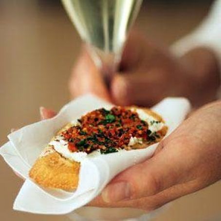 Roasted Red Pepper Pesto Crostini