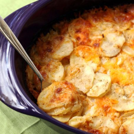 Classic Potatoes Au Gratin