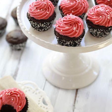 Chocolate Sour Cream Cupcakes with Raspberry Cheesecake Buttercream