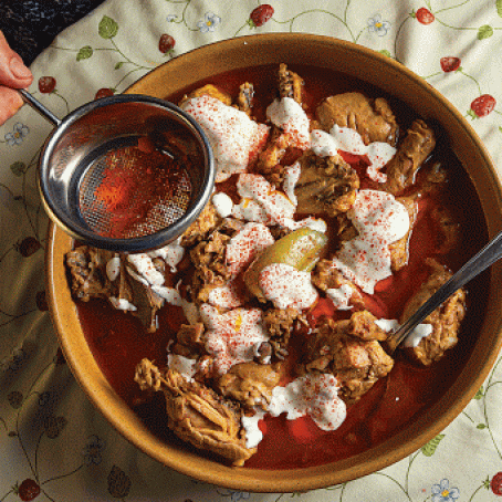 Paprikás Csirke (Chicken Paprikash)