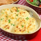 Oven-Roasted Cauliflower with Garlic, Olive Oil and Lemon Juice