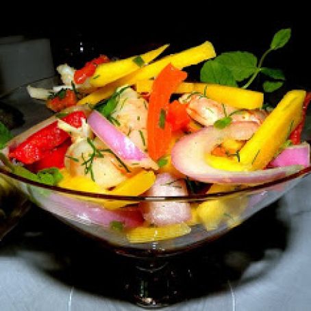 LANGOSTINOS CON VODKA Y CEVICHE DE MANGO