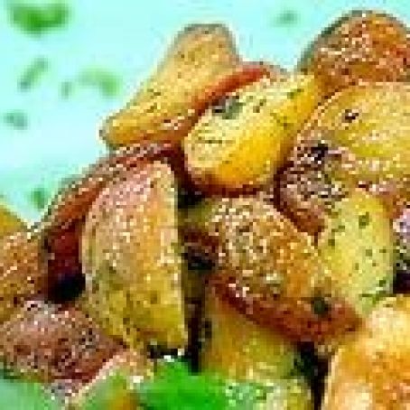 Crispy Potatoes with Bacon, Garlic, and Parsley