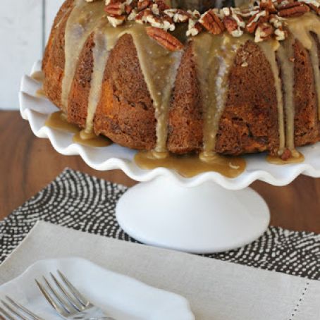 APPLE CREAM CHEESE BUNDT CAKE