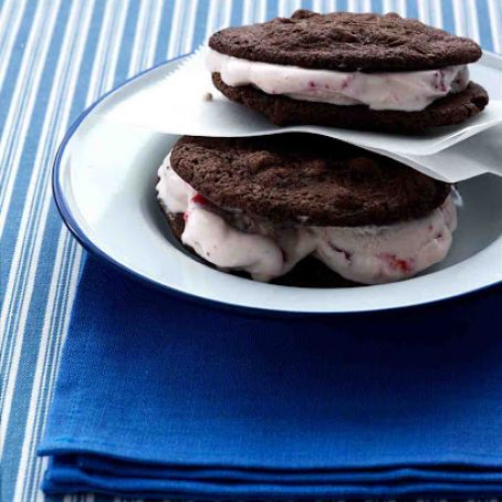 Strawberry-Chocolate Ice Cream Sandwiches