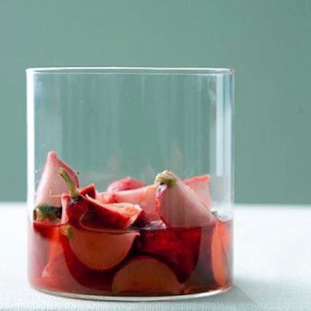 QUICK RADISH PICKLES