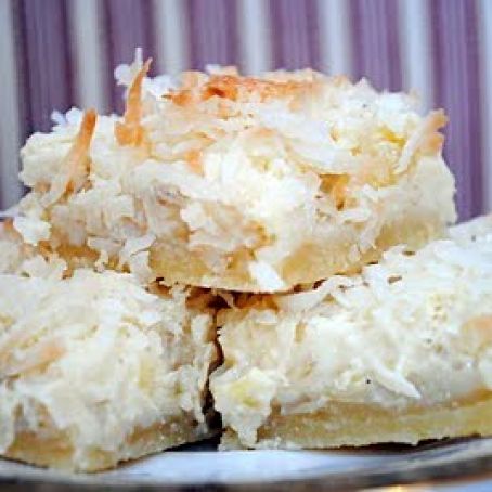 Pineapple Cheesecake Bars