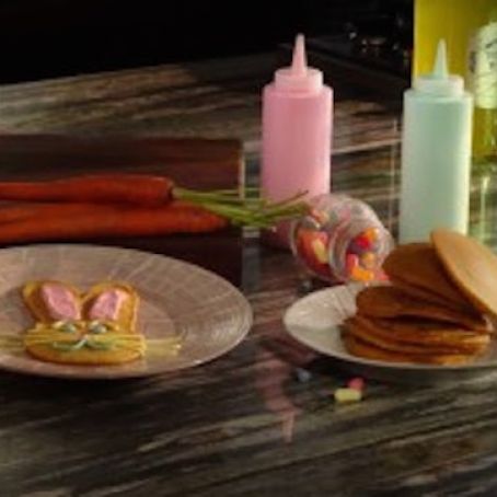 Carrot Cake Pancakes with Sweetened Yogurt