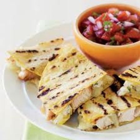 Chicken Quesadilla w/Salsa