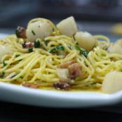 Spaghetti with Bay Scallops, Guanciale and Parsley