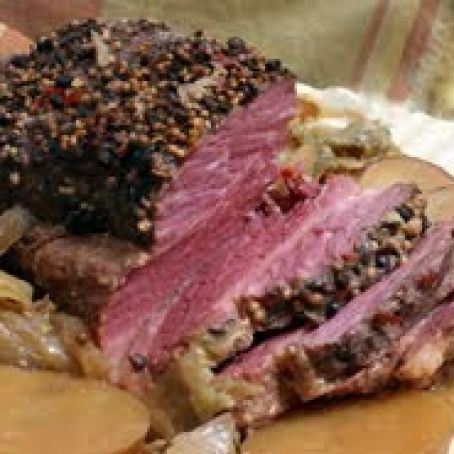 SLOW COOKER CORNED BEEF AND CABBAGE