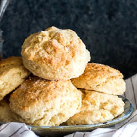 Fluffy Buttermilk Biscuits