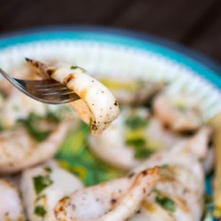 Grilled Squid With Olive Oil and Lemon