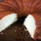 Elvis Presley's Favorite Whipping Cream Pound Cake