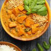 VEGAN SWEET POTATO CURRY