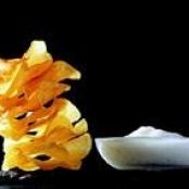 Paprika Potato Crisps with Vinegar Cloud