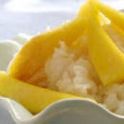 Classic Thai Mango Sticky Rice Dessert (Khao Niaow Ma Muang)