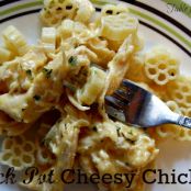 {Crock Pot} Cheesy Chicken