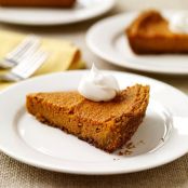 Pumpkin Pie with Graham Cracker Crust