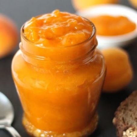 Honey Sweetened Apricot Jam