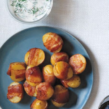 Bacon-Wrapped Potatoes With Creamy Dill Sauce
